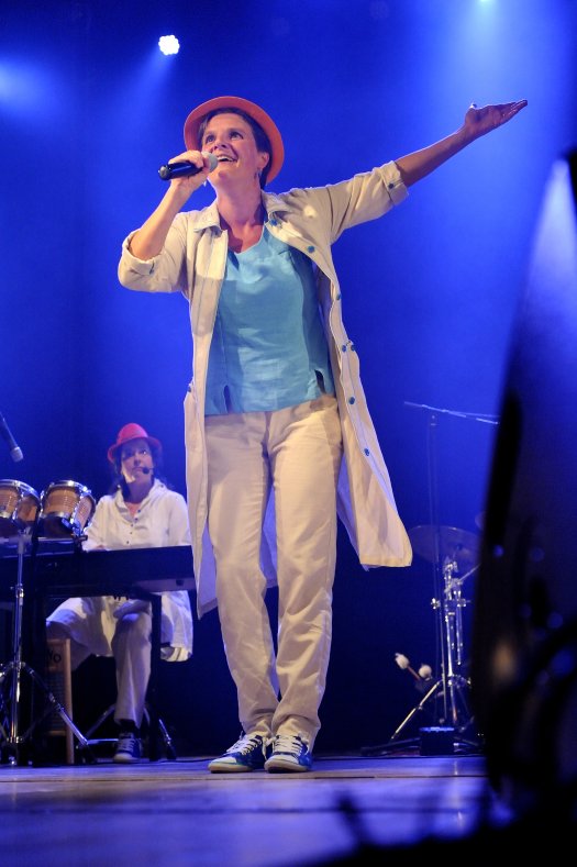 BLEUE - GENEVIEVE LALOY ©2012 - Vincent Renaud